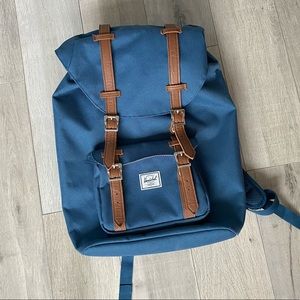 Herschel Little America Blue mid-volume backpack